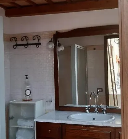 Attico Tra Mare E Montagna Apartment *